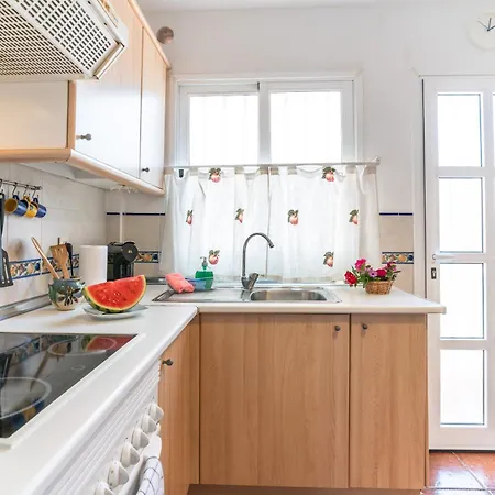 Oceanfront Rainbow Costa Adeje 14v35 アパート