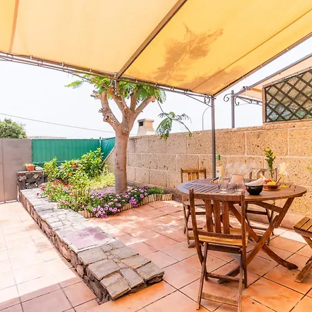 Oceanfront Rainbow Costa Adeje 14v35 Apartment *