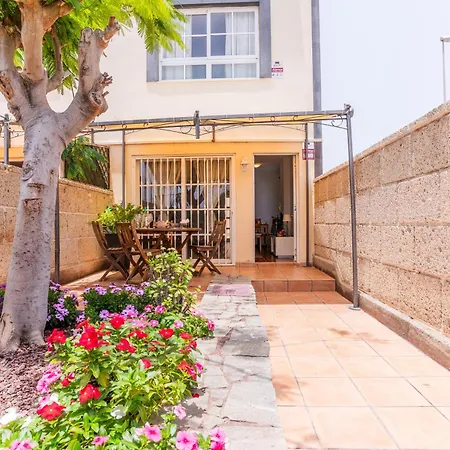 Oceanfront Rainbow Costa Adeje 14v35 Apartment *